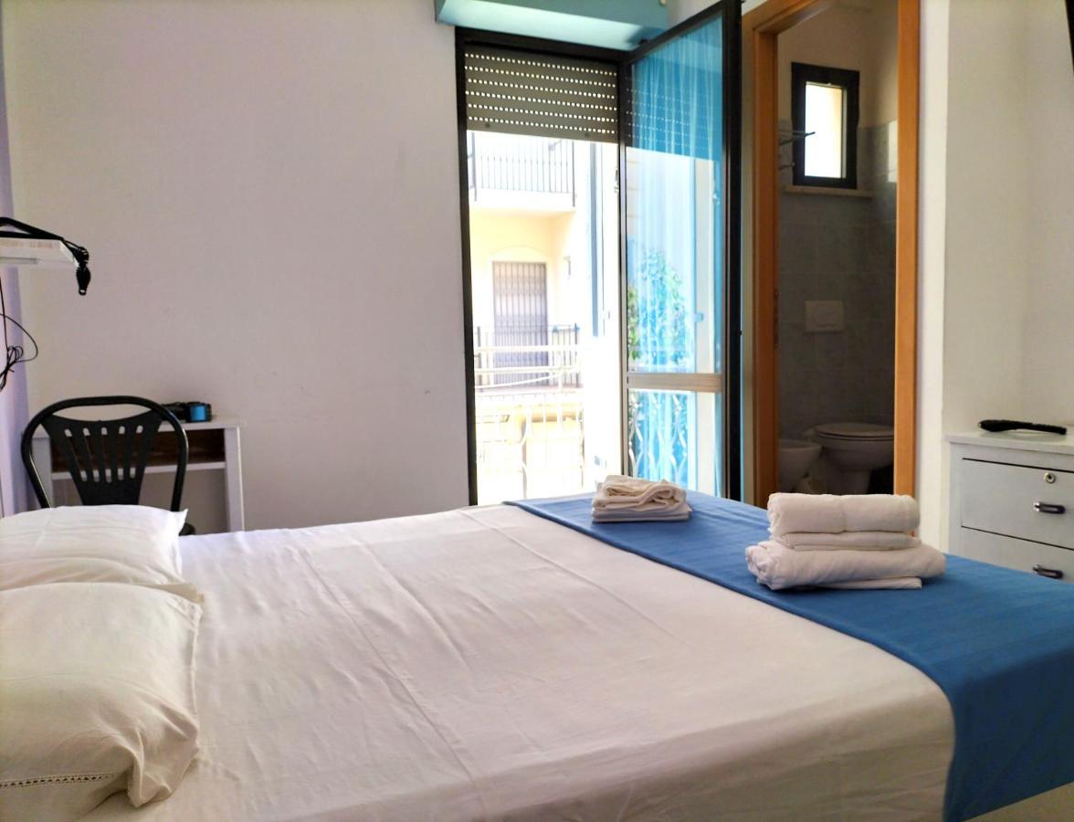 רימיני Hotel Zenith מראה חיצוני תמונה