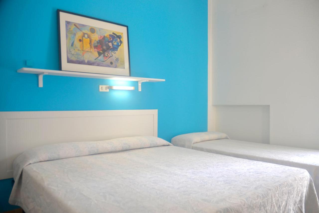 רימיני Hotel Zenith מראה חיצוני תמונה